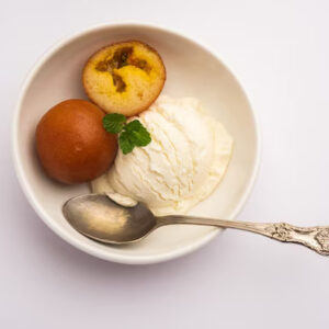 Gulab Jamun with Vanila Icecream